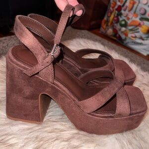 Forever 21 Chunky Brown Strappy Heels